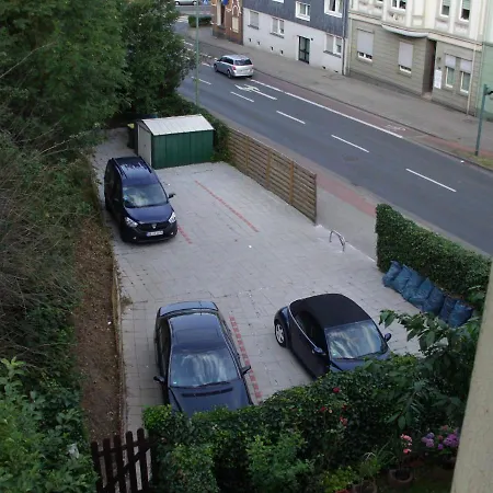 Privat bolig In Einem Haus Inkl Parkplatz Nach Verfuegbarkeit Essen