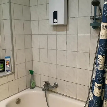 Privat bolig In Einem Haus Inkl Parkplatz Nach Verfuegbarkeit